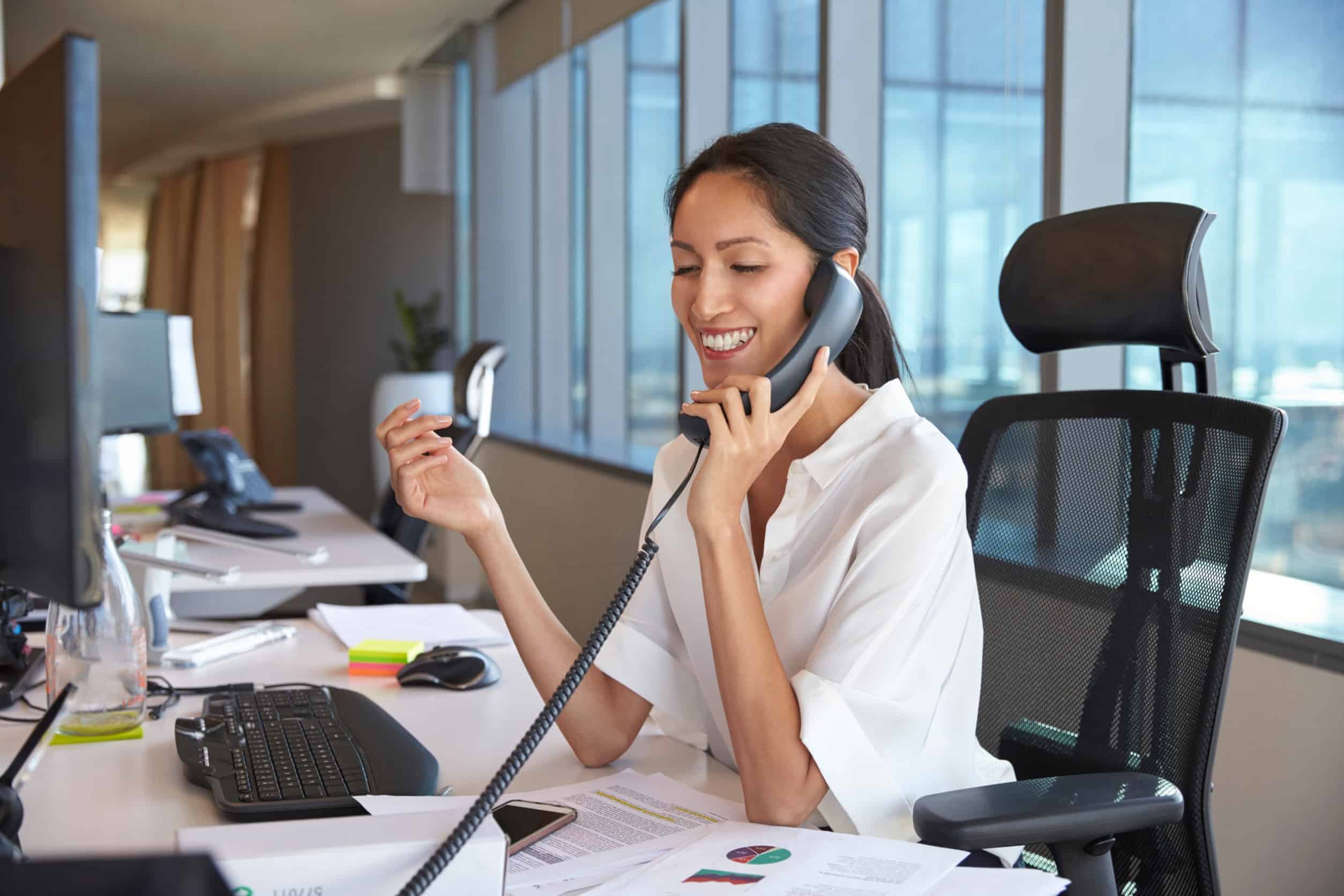 Why Small Businesses in Florida Should Consider Switching to Cloud-based VoIP Phone Systems